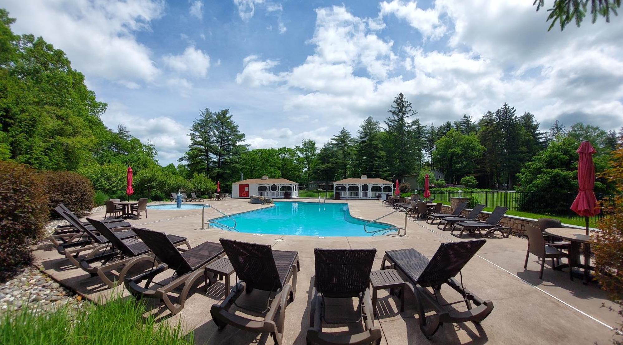 Woodfield Manor - A Sundance Vacations Property Cresco Exteriör bild