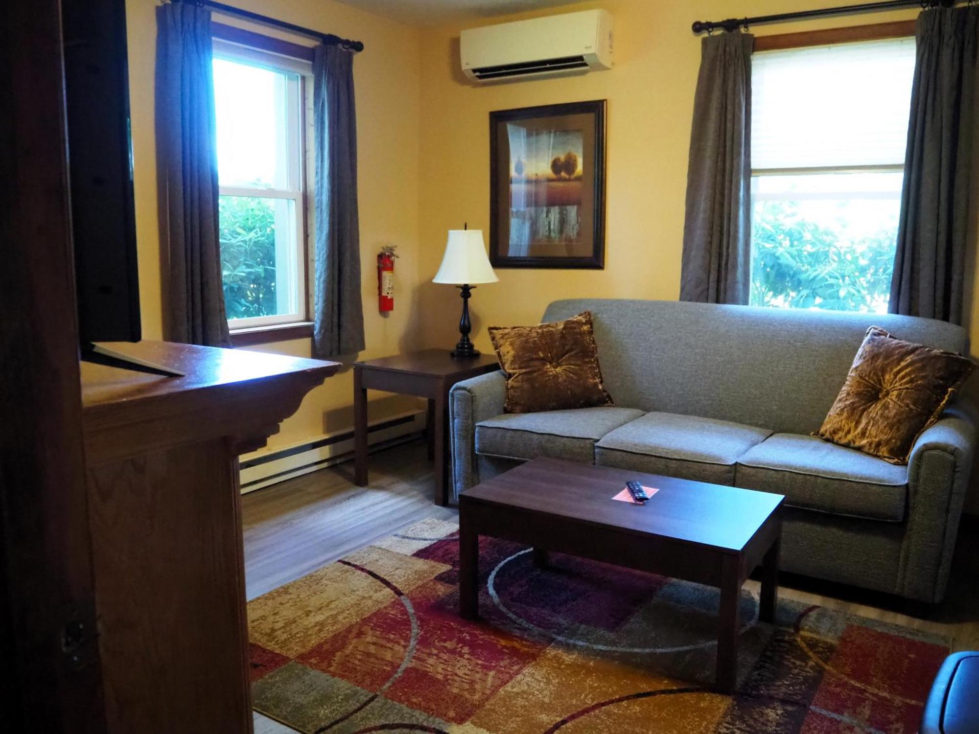 Woodfield Manor - A Sundance Vacations Property Cresco Rum bild